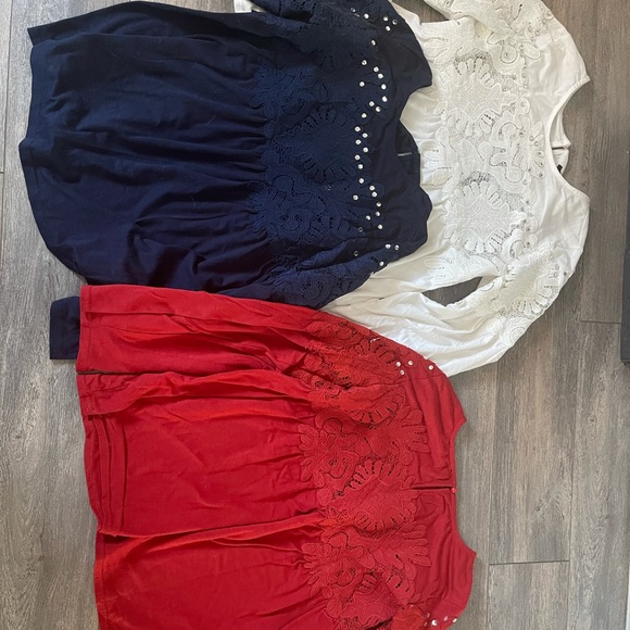 Lovely shirt (available in red, blue or white) - Picture 7 of 7